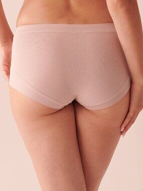 NWT La Vie En Rose Pink Boyshorts – 4 Pairs